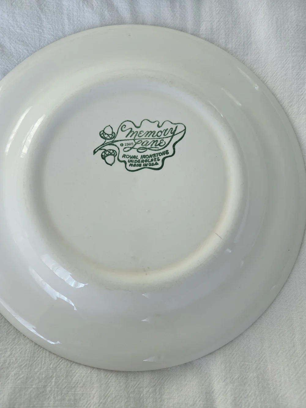 8 Vintage Memory Lane, Made In USA, Pink and White Dishes